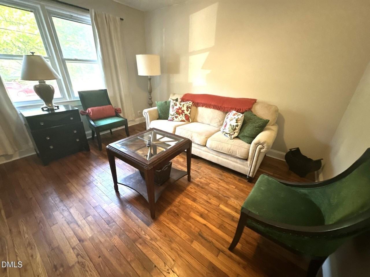 2803 Wade Ave - Photo 6 of 19