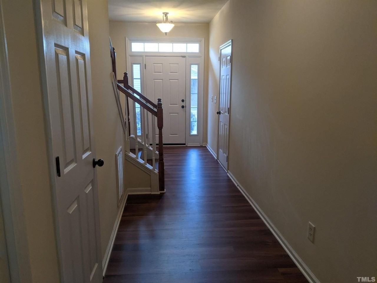 286 Linden Park Ln - Photo 4 of 29