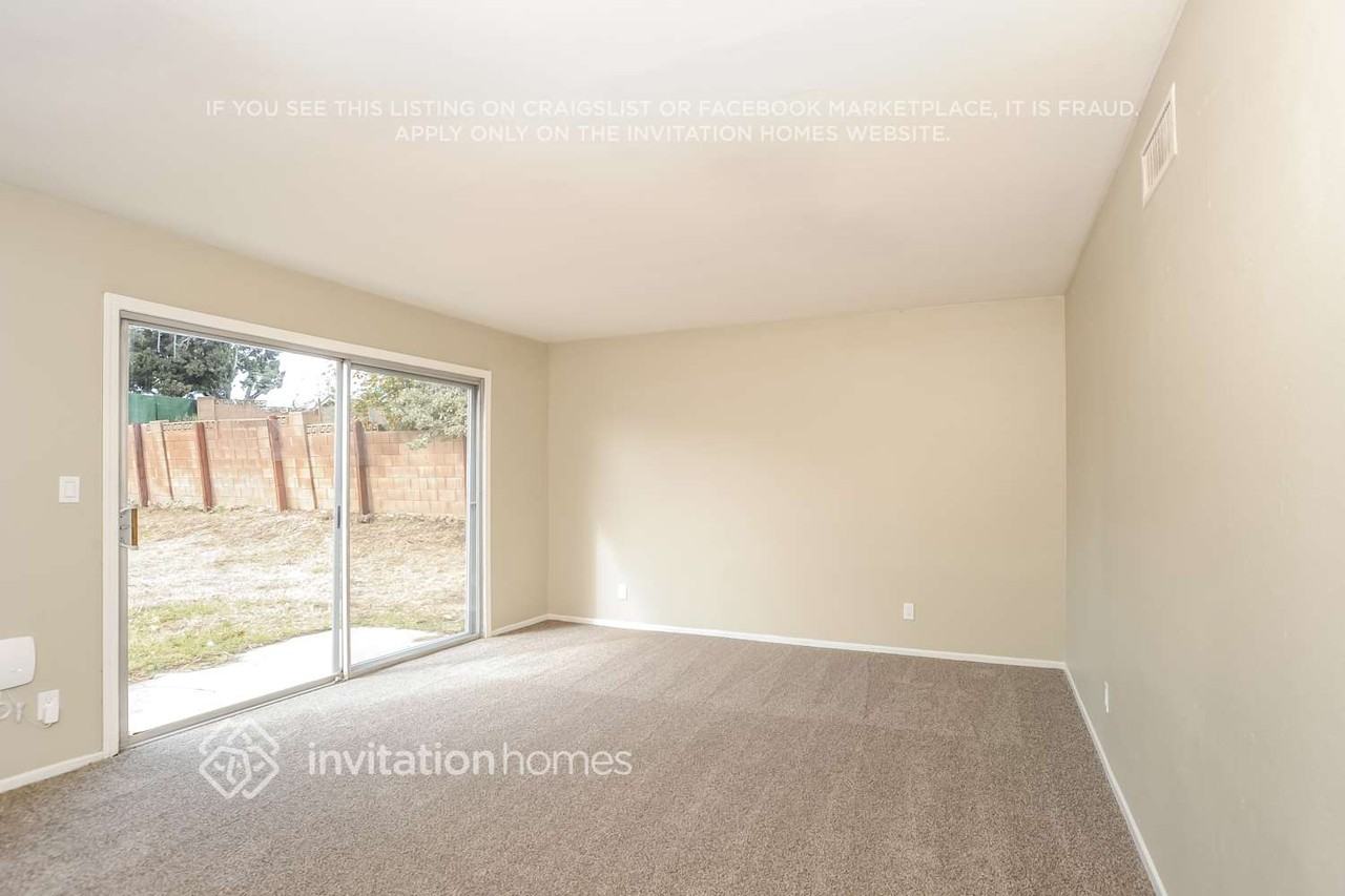 12889 Fenton Ave - Photo 5 of 18