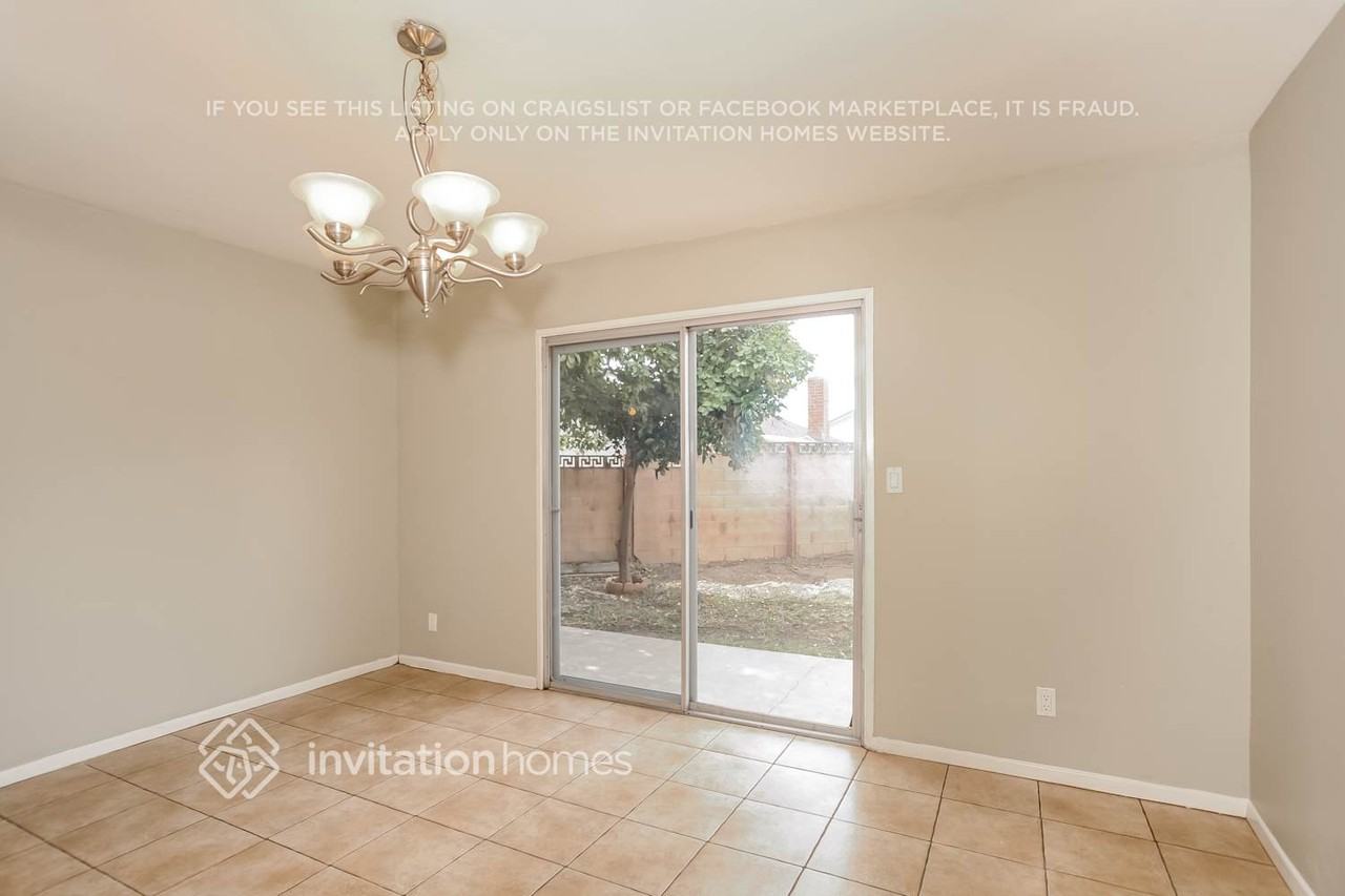 12889 Fenton Ave - Photo 7 of 18