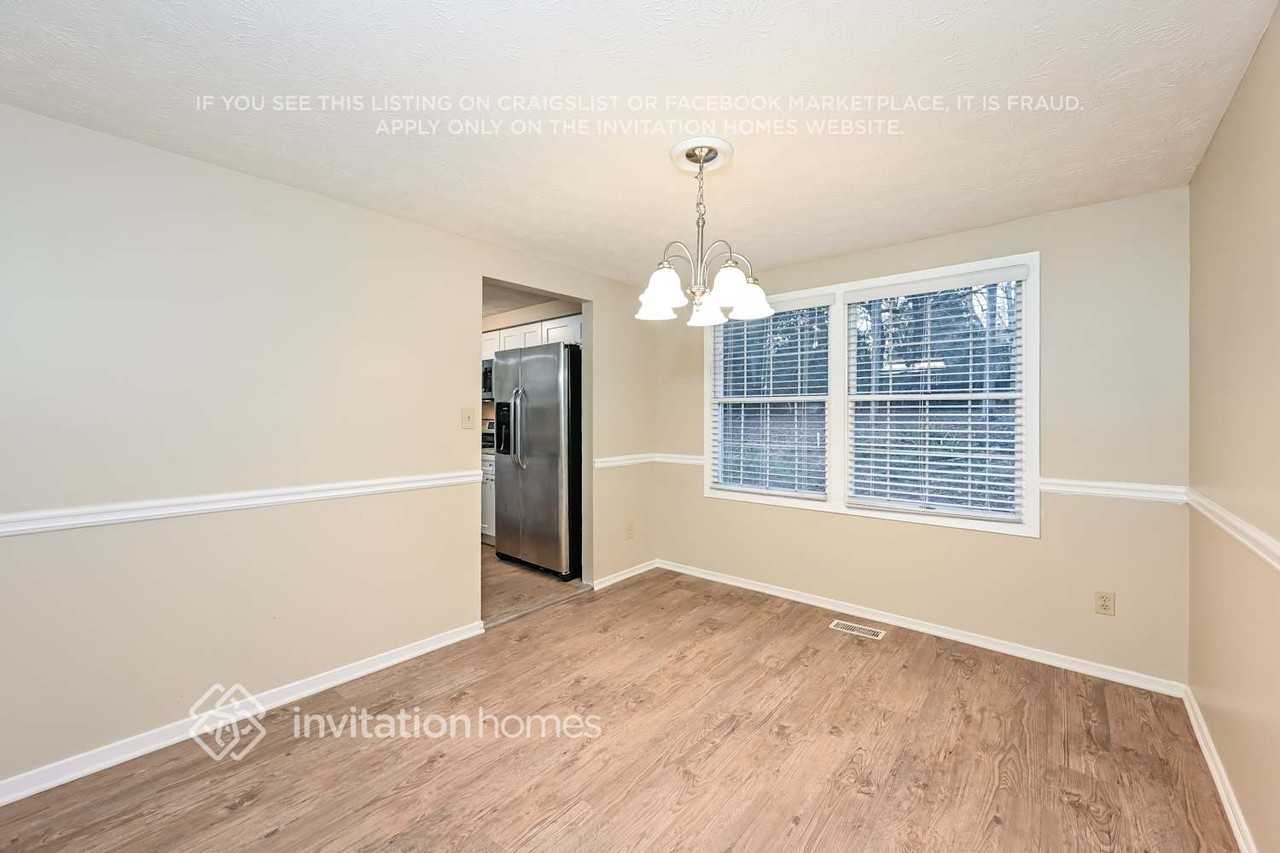 445 N Pond Trl - Photo 6 of 19