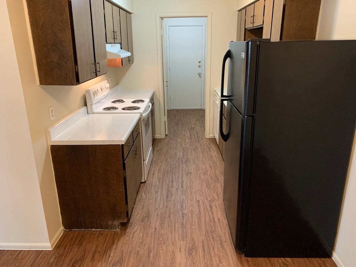 419 Live Oak St #1 - Photo 6 of 15