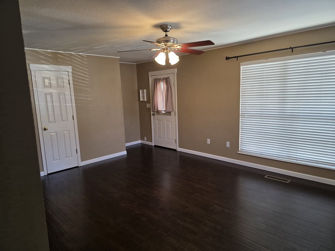 1002 North 11th Street - Photo 7 of 25