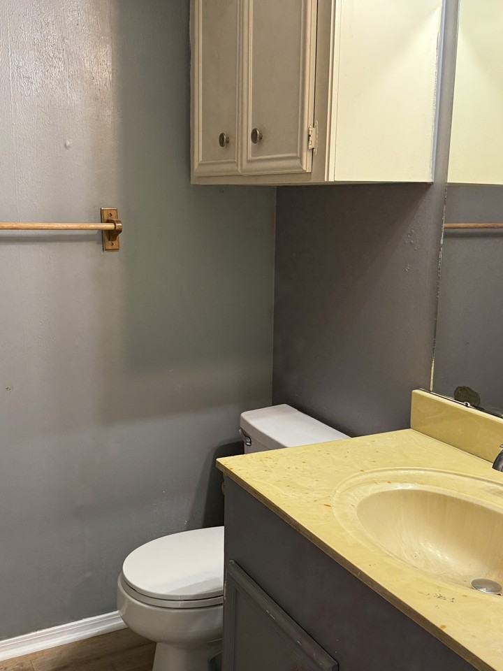 523 Champion Pl #523 - Photo 5 of 9