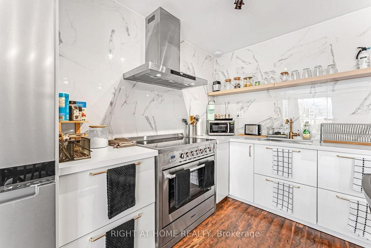 418 Queen Street West - Photo 7 of 21