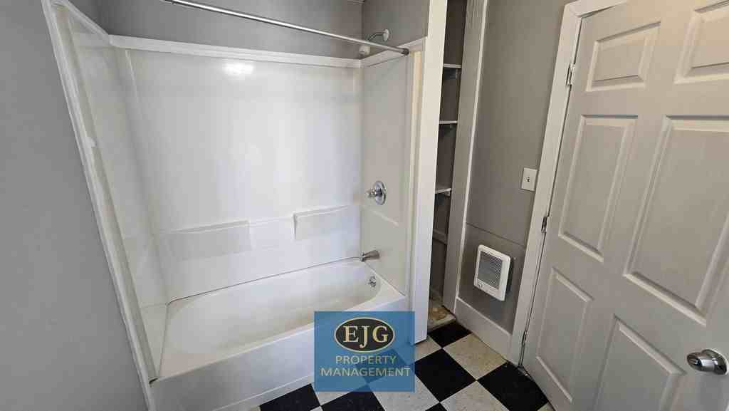 205-213 Pine Street - NEW - 205 1/2 - 1 #205-1-2-1 - Photo 4 of 30