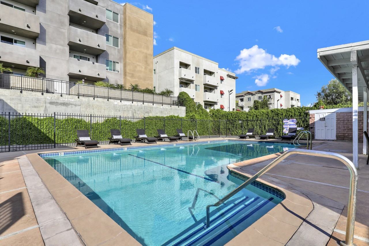 Sylvan Gardens - Photo 5 of 35