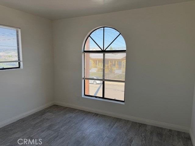 3122 Baldwin St - Photo 6 of 9