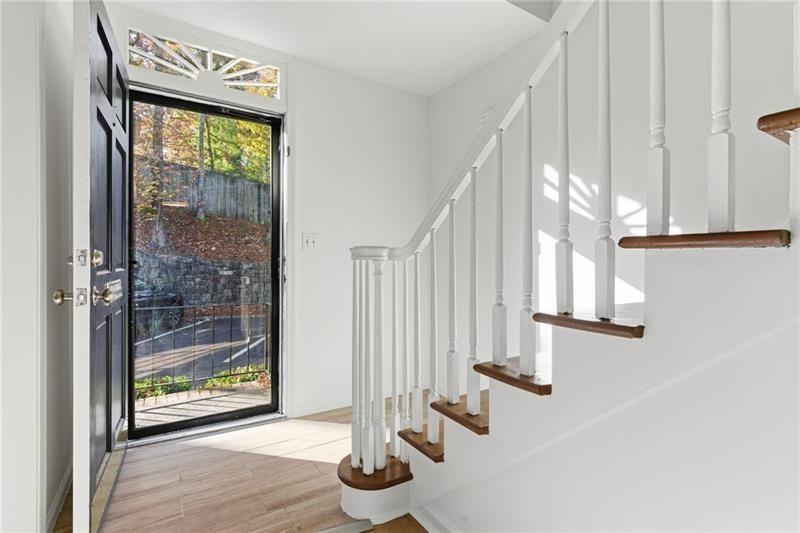 6520 Roswell Rd ##79 - Photo 5 of 24