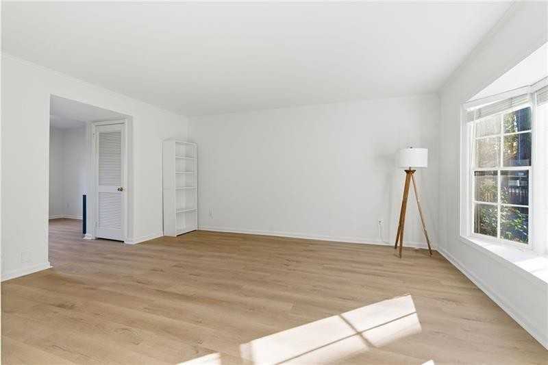 6520 Roswell Rd ##79 - Photo 6 of 24