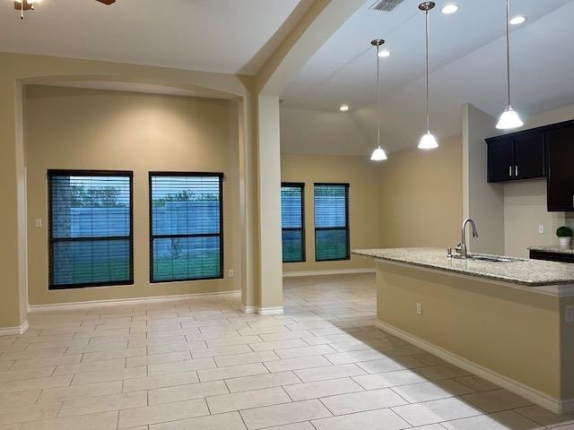 507 Altozano Dr - Photo 4 of 30