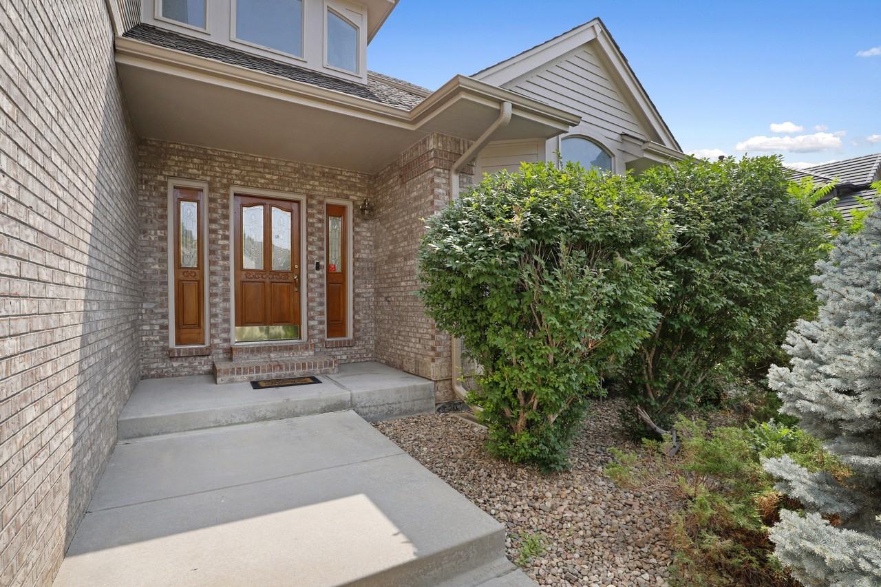 5662 S Nome St - Photo 3 of 42