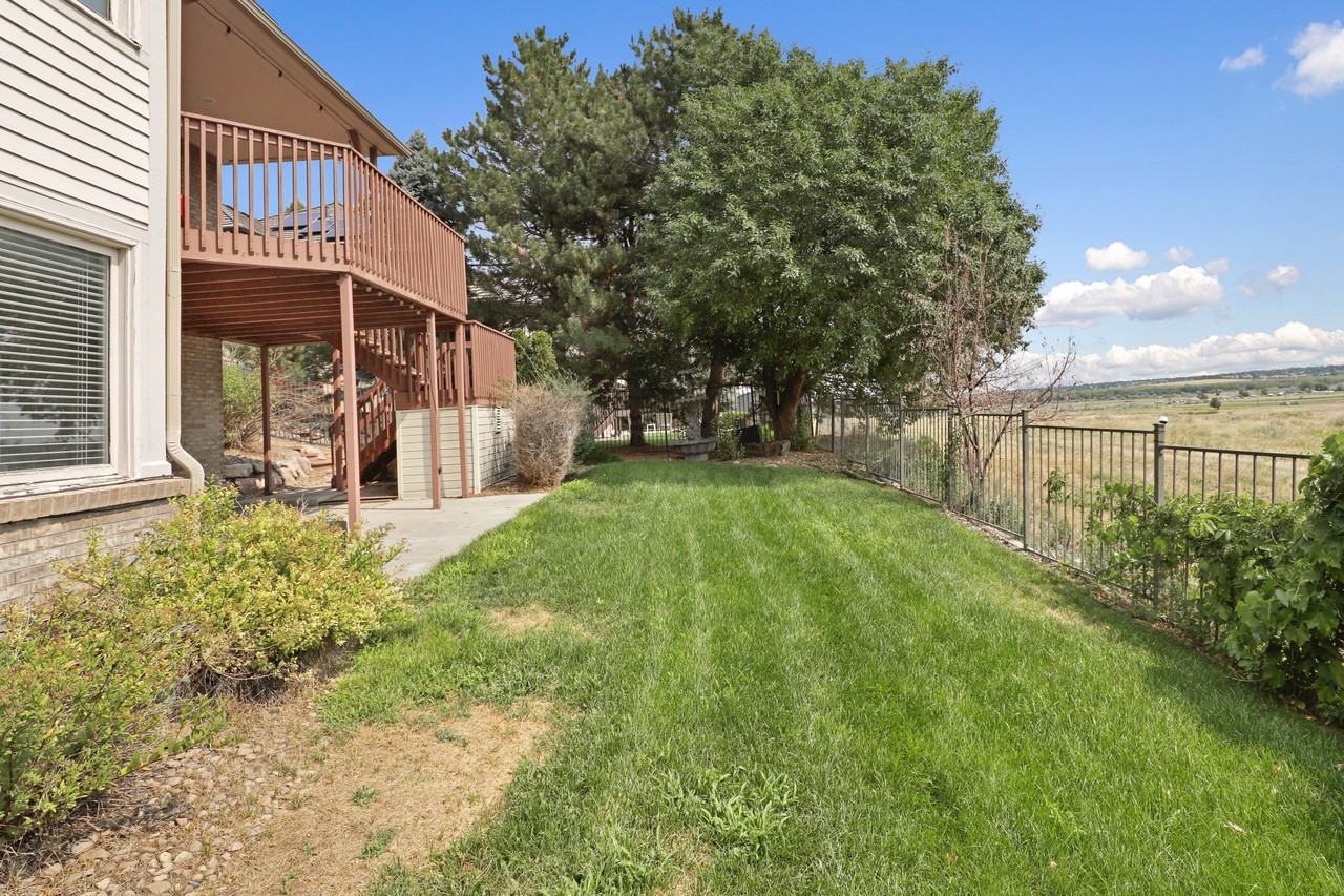 5662 S Nome St - Photo 7 of 42