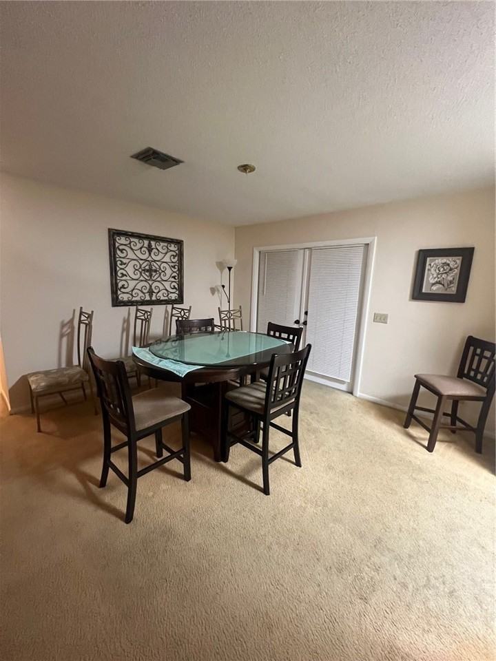 750 George St - Photo 3 of 11