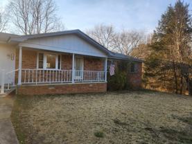 137 N Elizabeth St - Photo 1 of 1