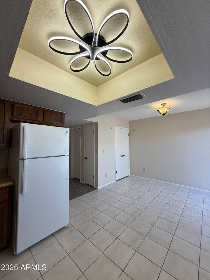 16510 E Palisades Blvd - Photo 4 of 18