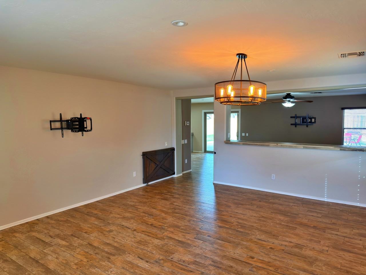 43210 W Maricopa Ave #1 - Photo 2 of 20