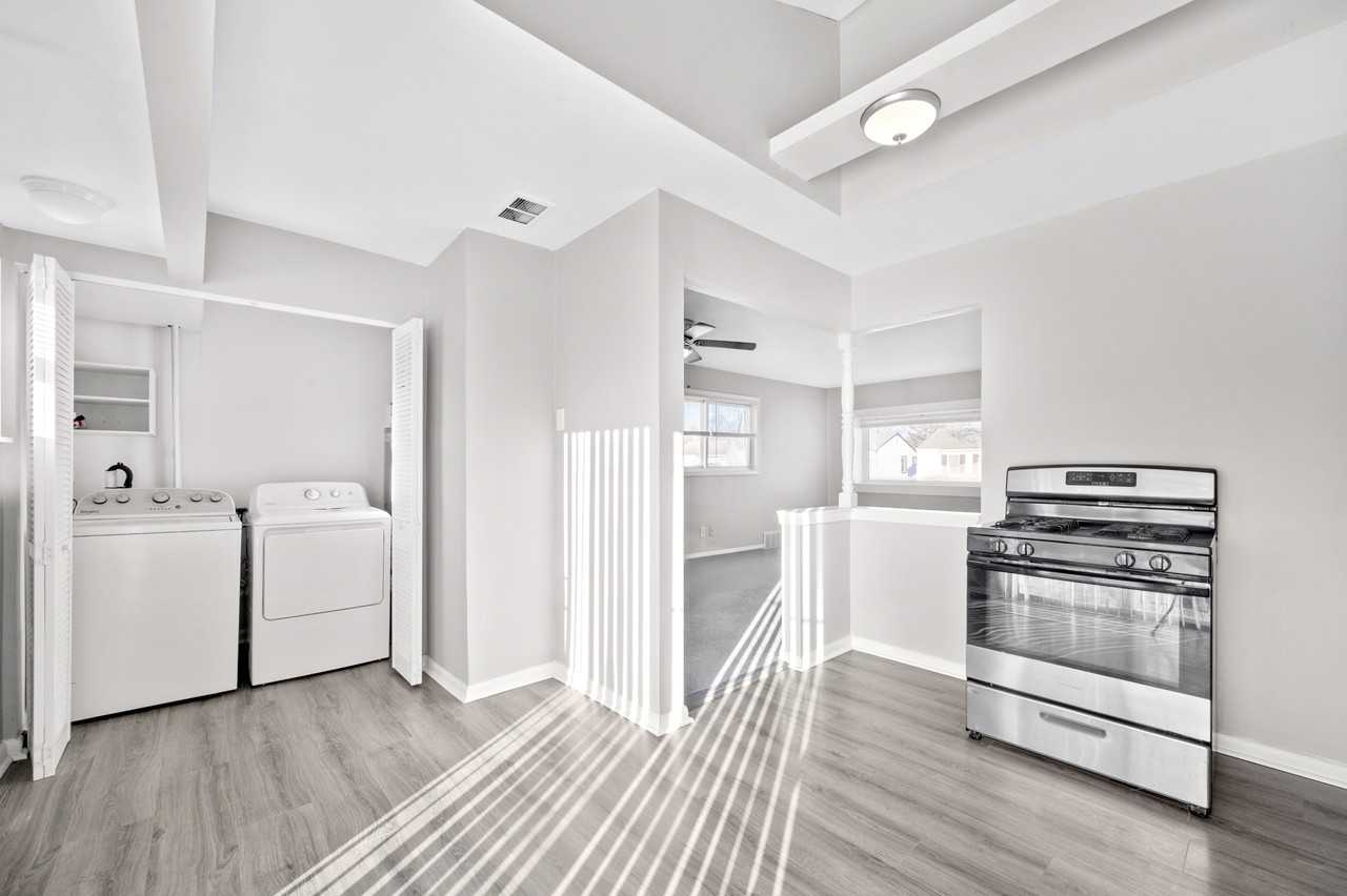 25163 Wiseman St #1 - Photo 3 of 11