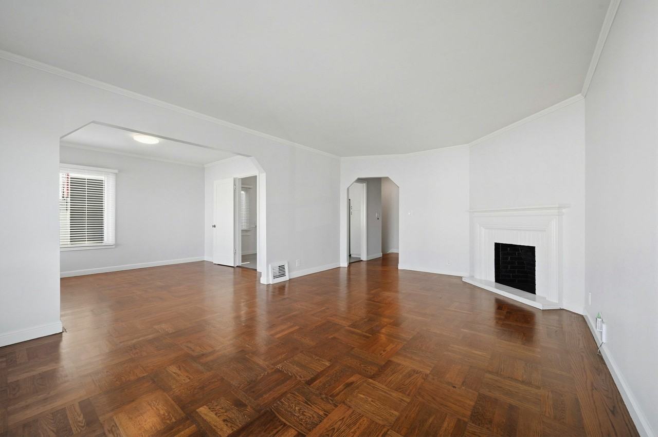 4439 Kirkham St - Photo 3 of 33