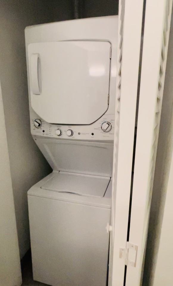 519 Nw 26th St #809 - Photo 7 of 10