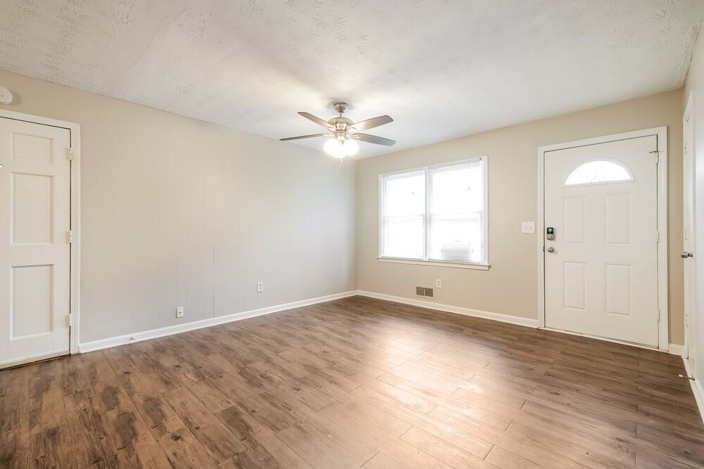 4150 Rocky Face Dr - Photo 5 of 17