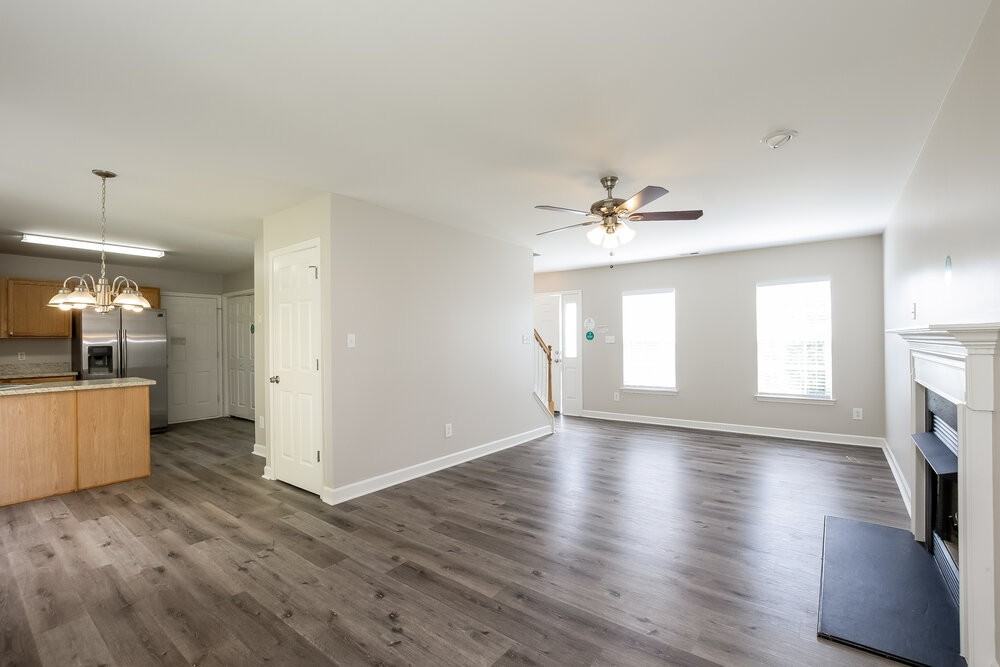 248 Patrick Ave Sw - Photo 5 of 17