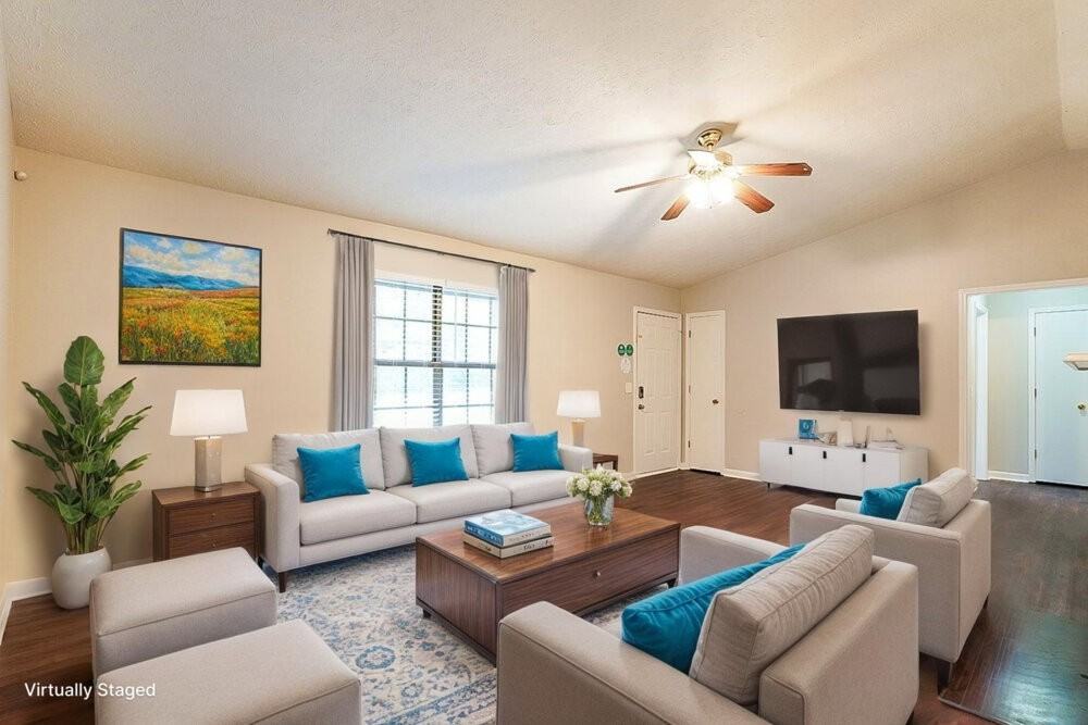 3500 Roundwood Forest Dr - Photo 4 of 20