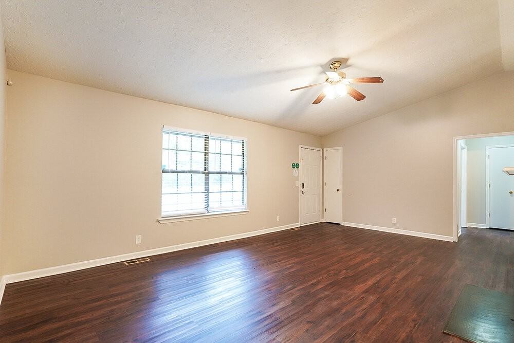 3500 Roundwood Forest Dr - Photo 5 of 20