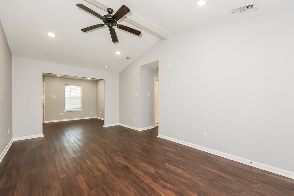 808 Quinette Dr - Photo 4 of 16