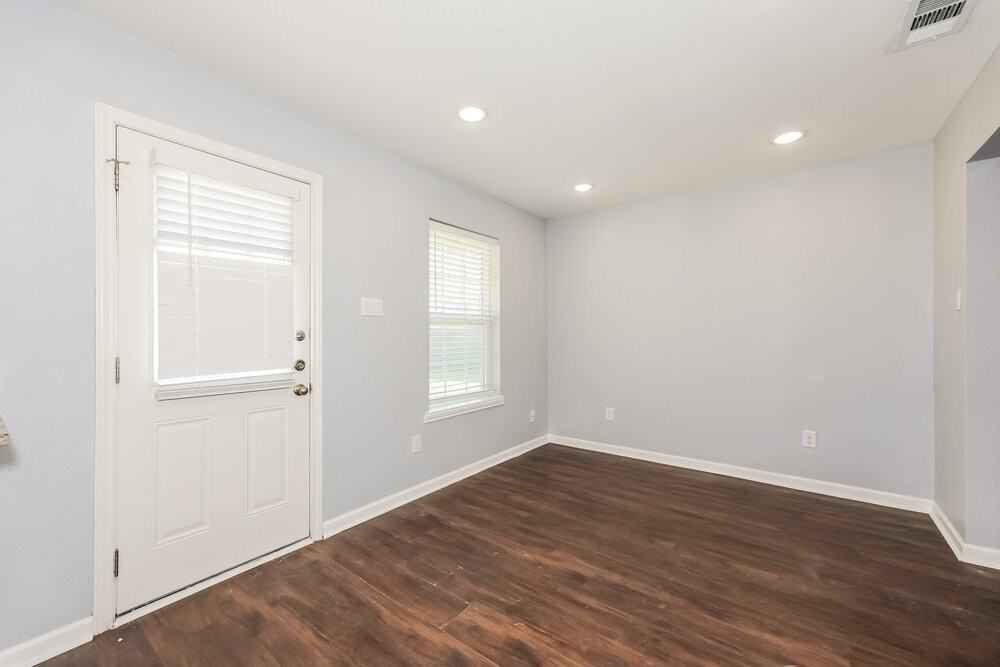 808 Quinette Dr - Photo 6 of 16