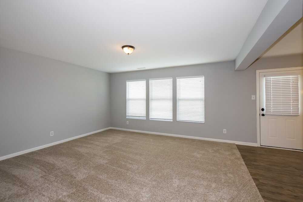 4214 Quinn Dr - Photo 4 of 17