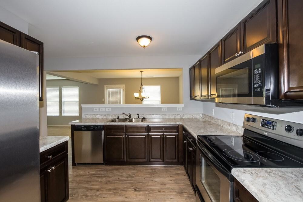 4214 Quinn Dr - Photo 6 of 17