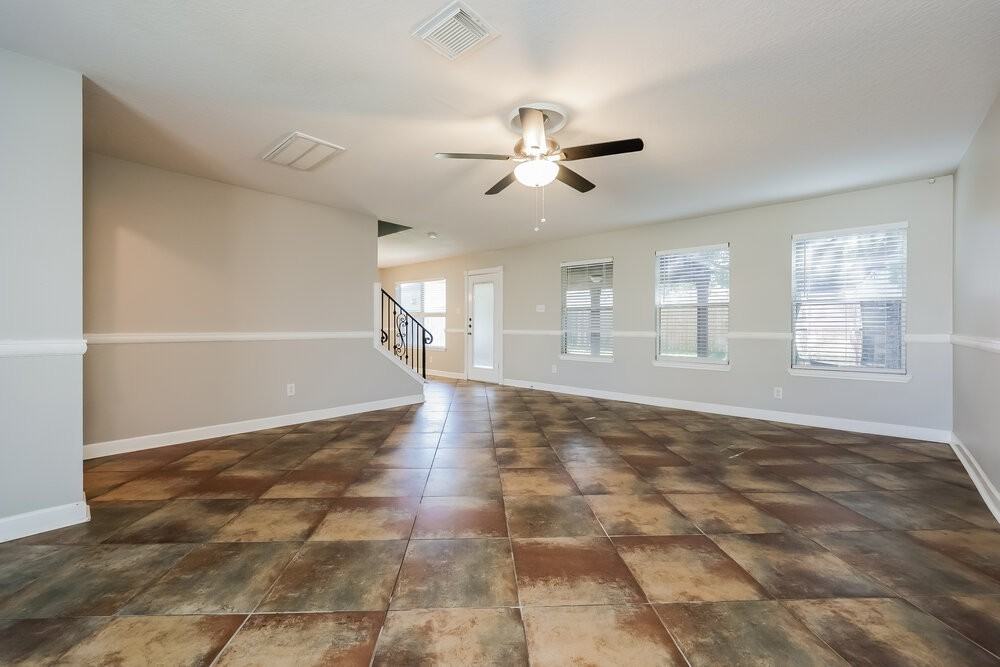 7322 Fox Forest Trl - Photo 4 of 17