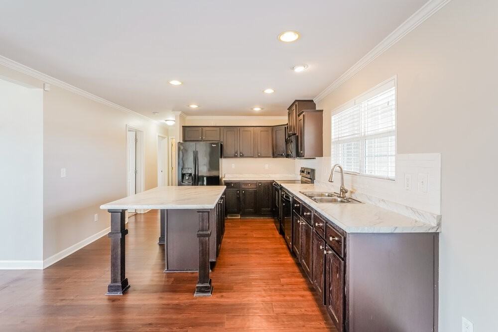 2003 Vancroft Cir - Photo 7 of 16