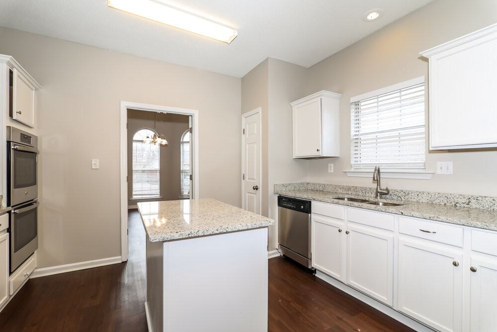 10222 Green Moss Dr N - Photo 5 of 15