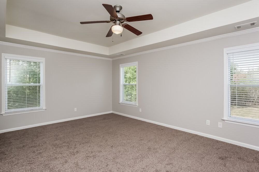 2528 Mockingbird Ln - Photo 7 of 17