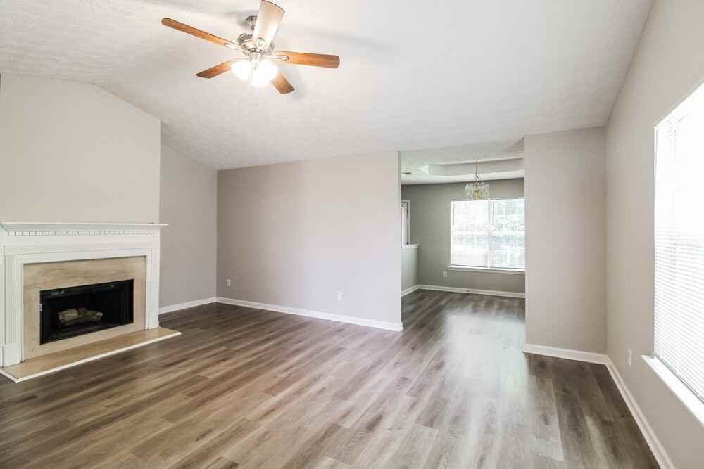 5711 Meadowview Rd - Photo 6 of 18