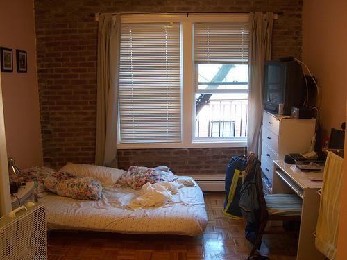 75 Revere St #2F - Photo 4 of 5