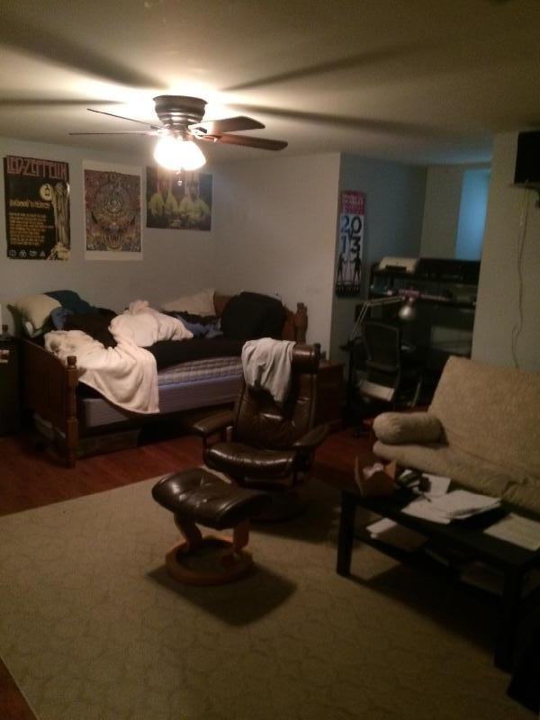 135 Hillside St #1 - Photo 5 of 27