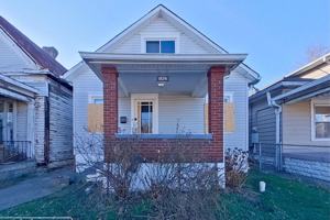 featured image of 1826 Greenwood Ave