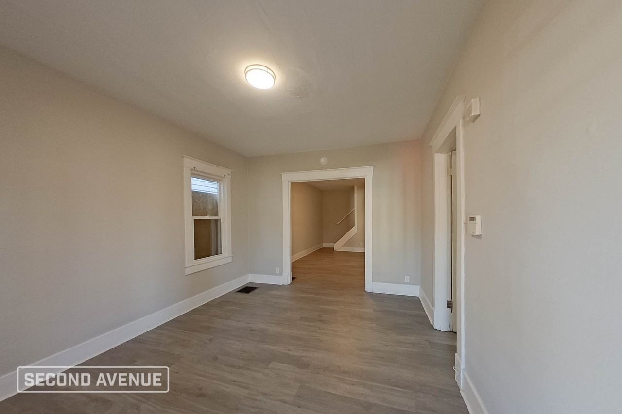 1826 Greenwood Ave - Photo 6 of 21