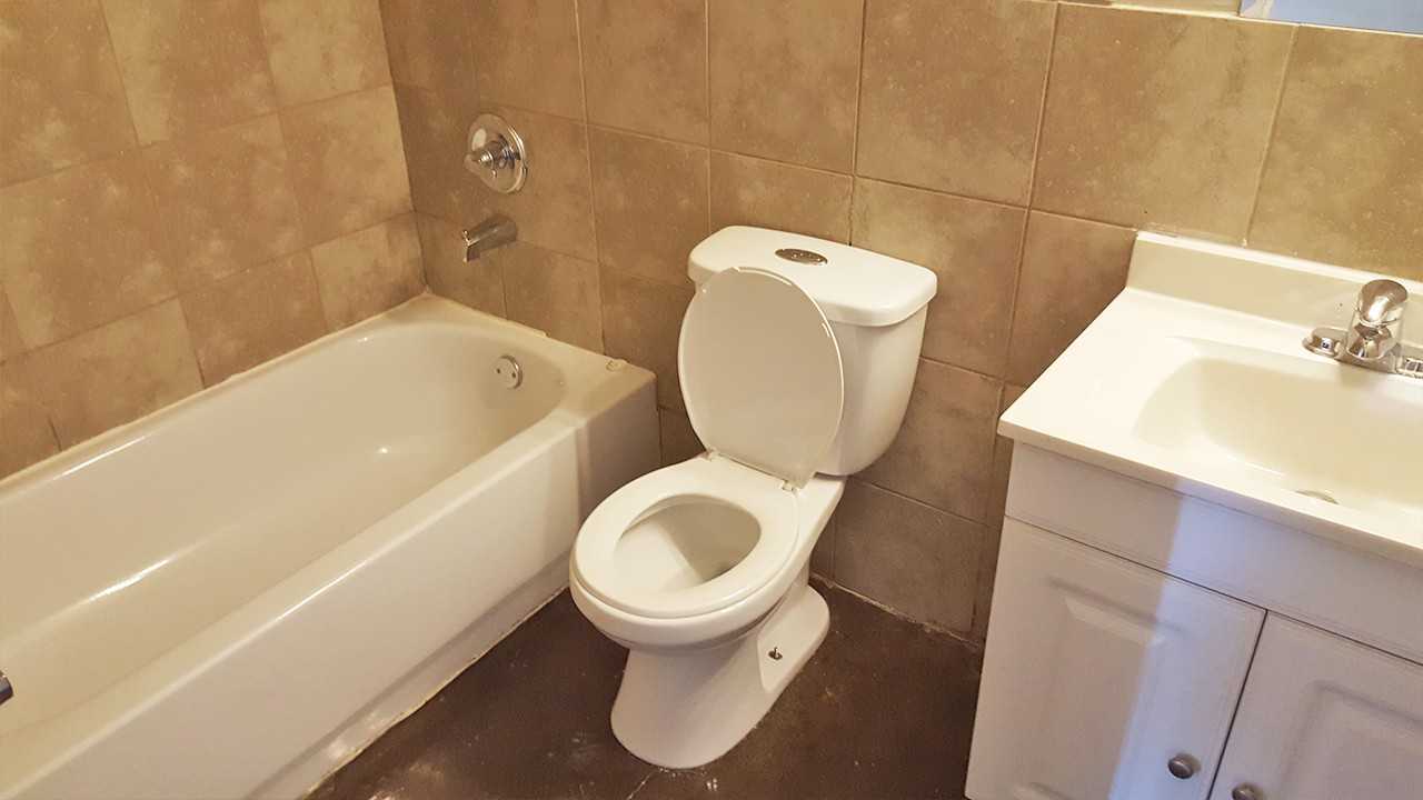 Pine Manor - Photo 5 of 7