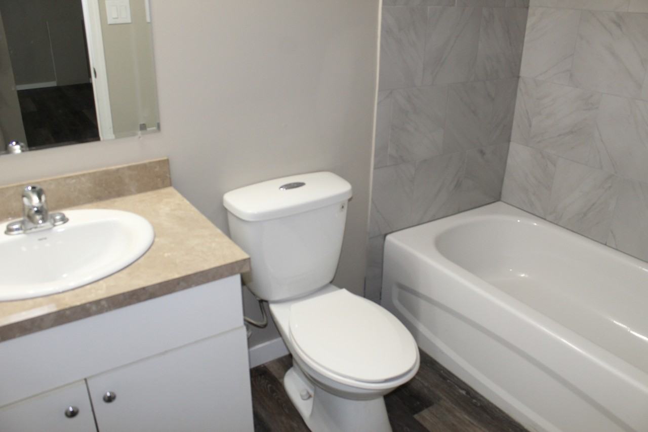 William Apartments - Photo 7 of 8