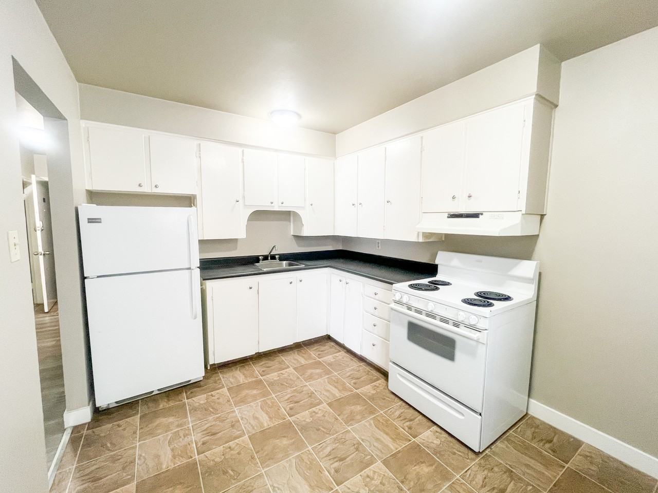 Rose Apartments - Photo 6 of 12