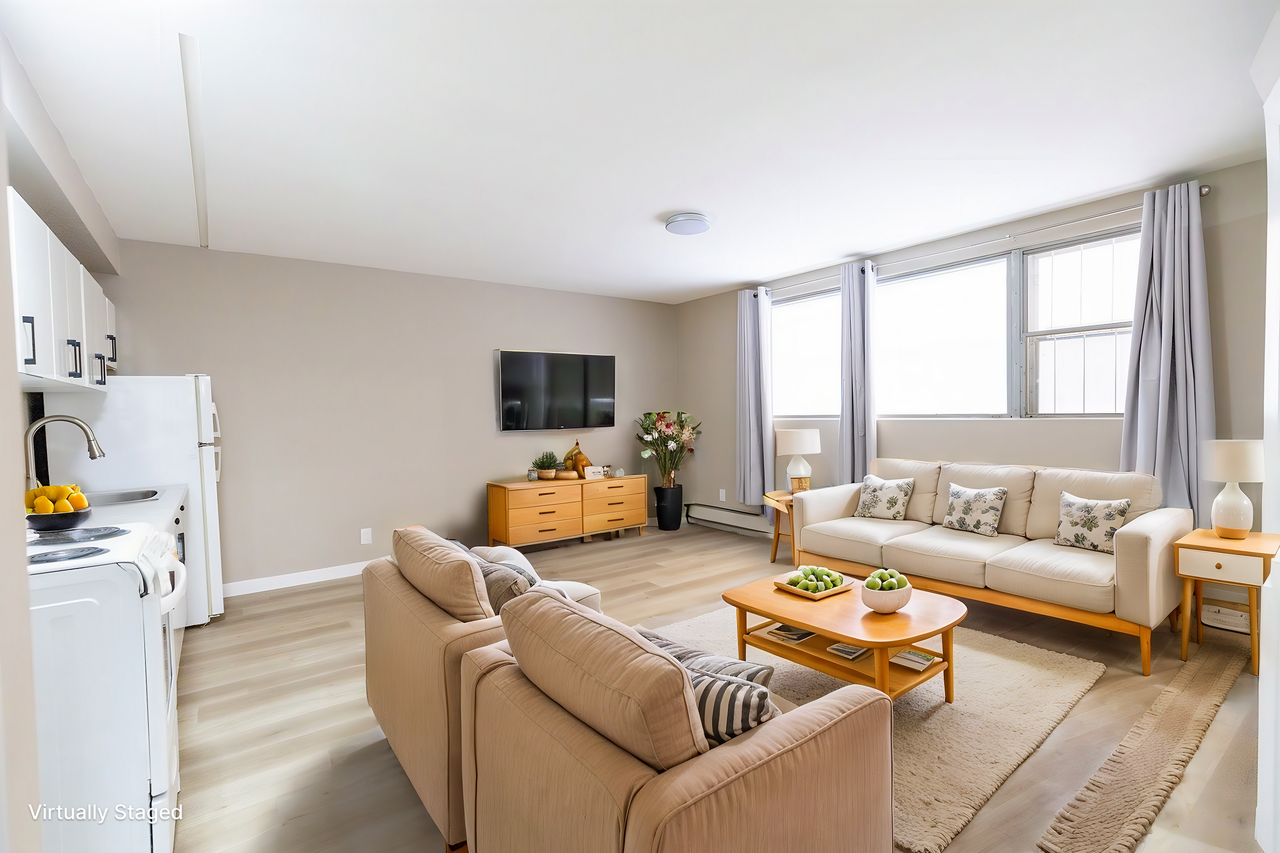 Elmwood Manor Apartments - Photo 3 of 22