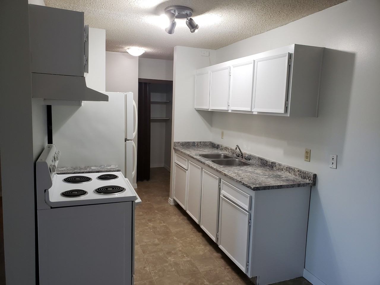 Twin Pines - Photo 6 of 15