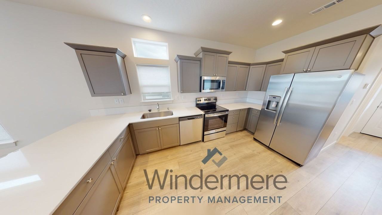 Avery Estates - Photo 4 of 28