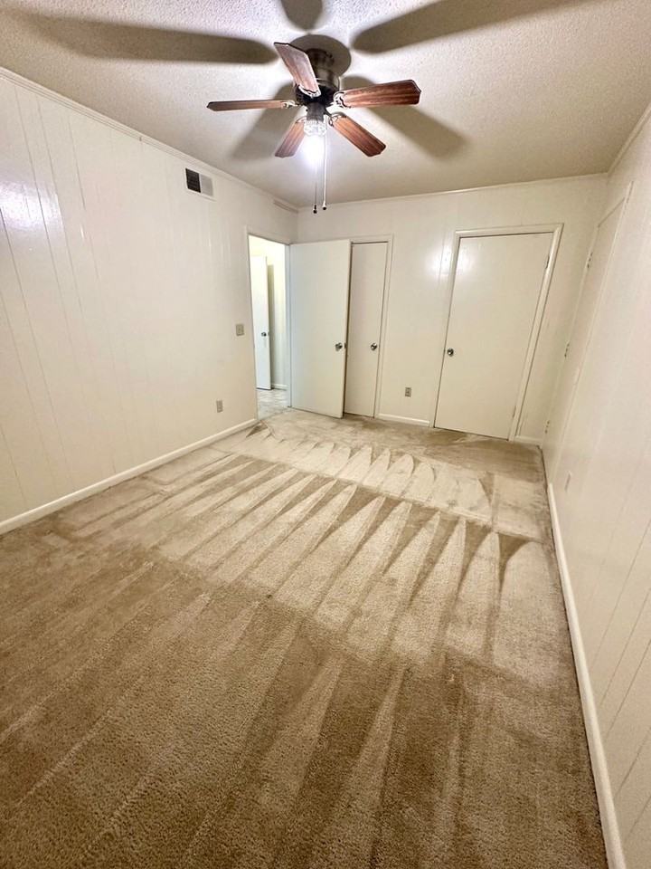 University Pointe Apartments - Photo 5 of 16