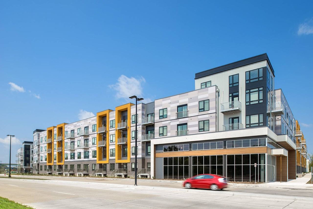 Union Berkley - Photo 3 of 23