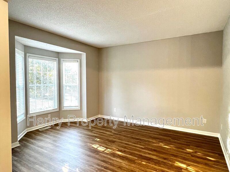 612 Park York Ln - Photo 4 of 8